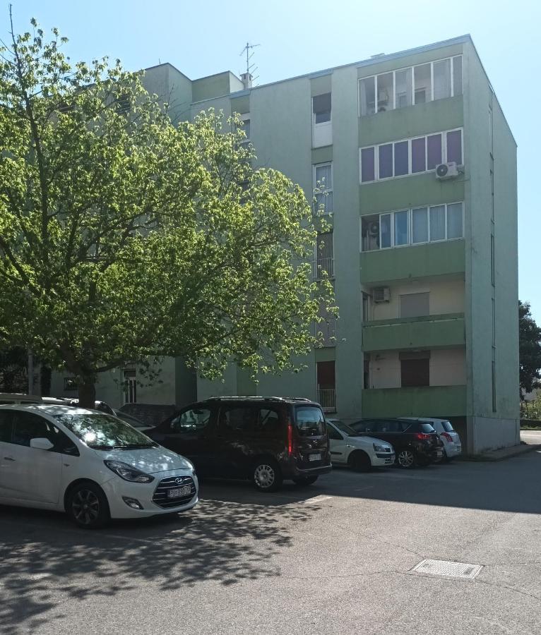 Malemi Apartment Pula Eksteriør billede