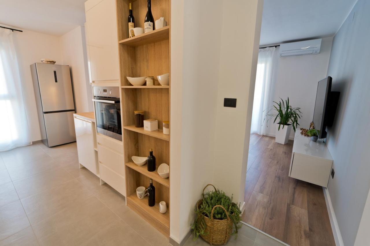 Malemi Apartment Pula Eksteriør billede