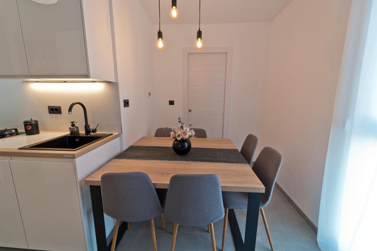 Malemi Apartment Pula Eksteriør billede