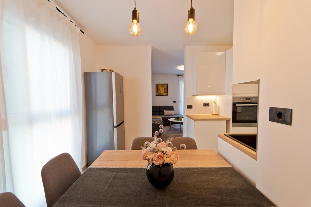 Malemi Apartment Pula Eksteriør billede